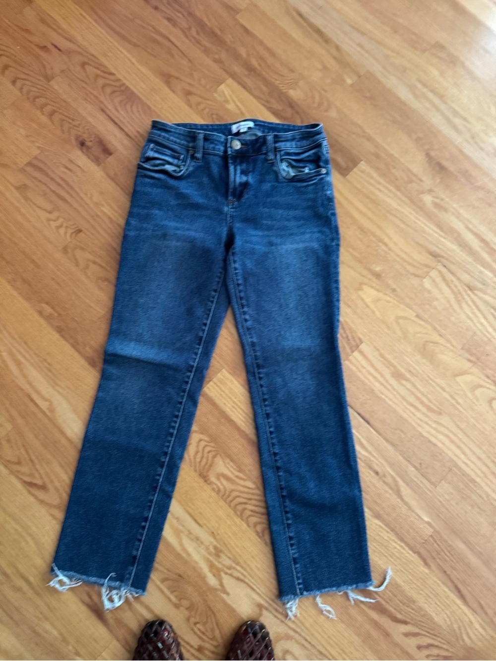 Evereve Dark Blue Cropped Straight Leg Jeans
